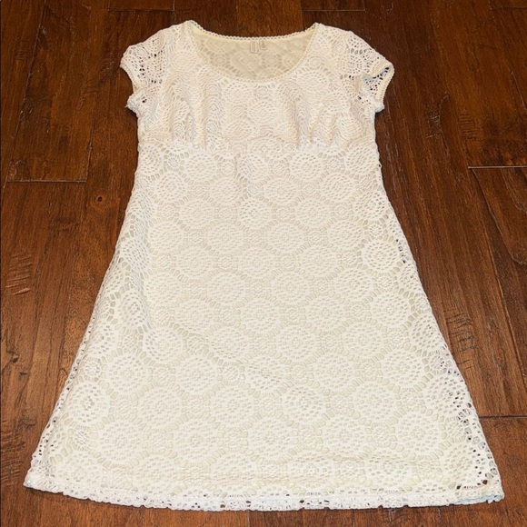 Medium Madison White Lace with Cream Colored Underlining Lace Dress - Picture 5 of 8